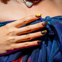 Cargar imagen en el visor de la galería, Gelish Cat Eye Can You Candle It? - Orange Effect